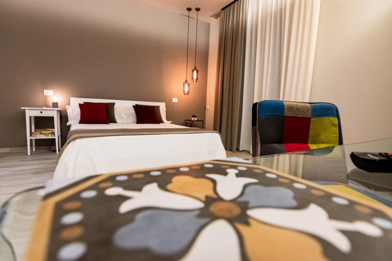 B&B Le Maioliche Milazzo Buitenkant foto