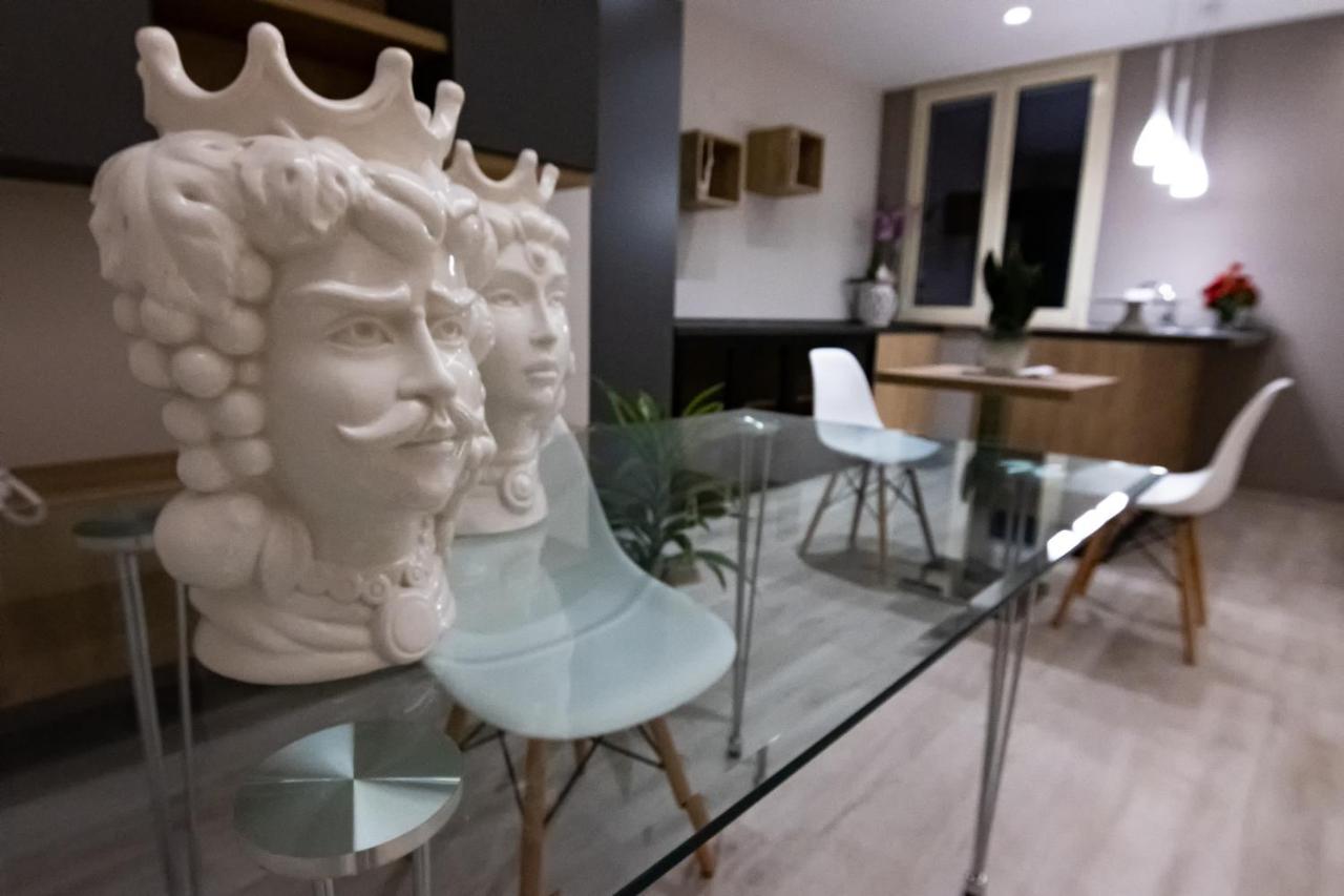 B&B Le Maioliche Milazzo Buitenkant foto