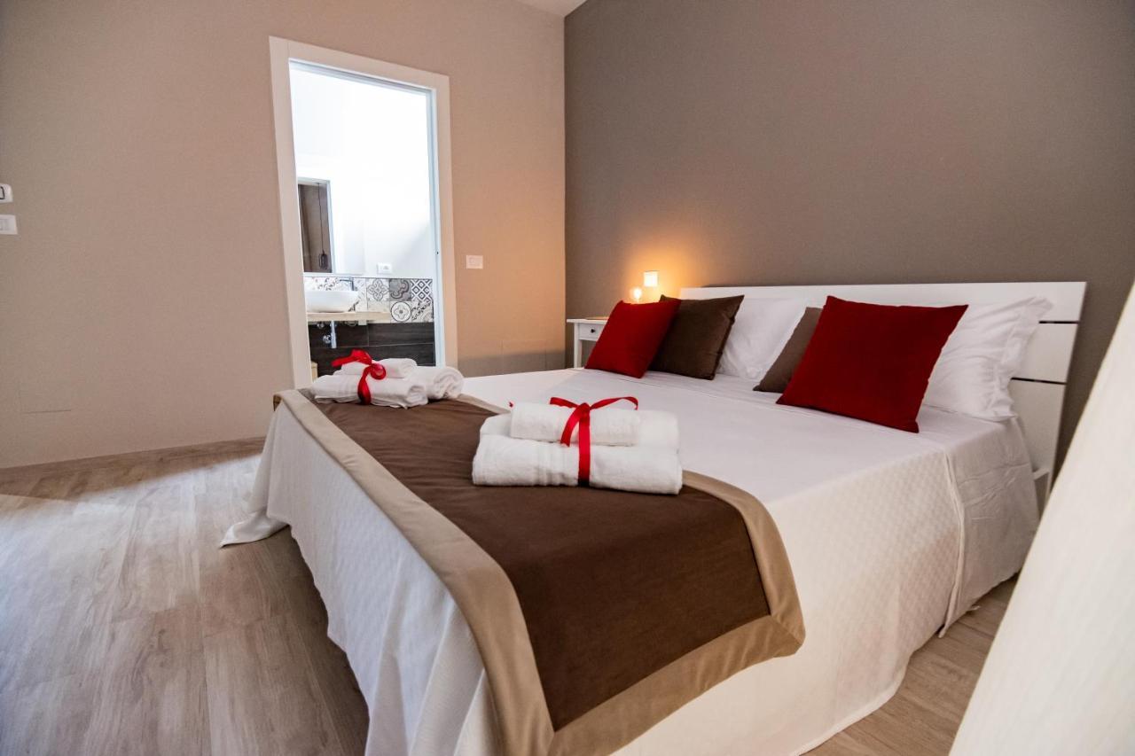 B&B Le Maioliche Milazzo Buitenkant foto